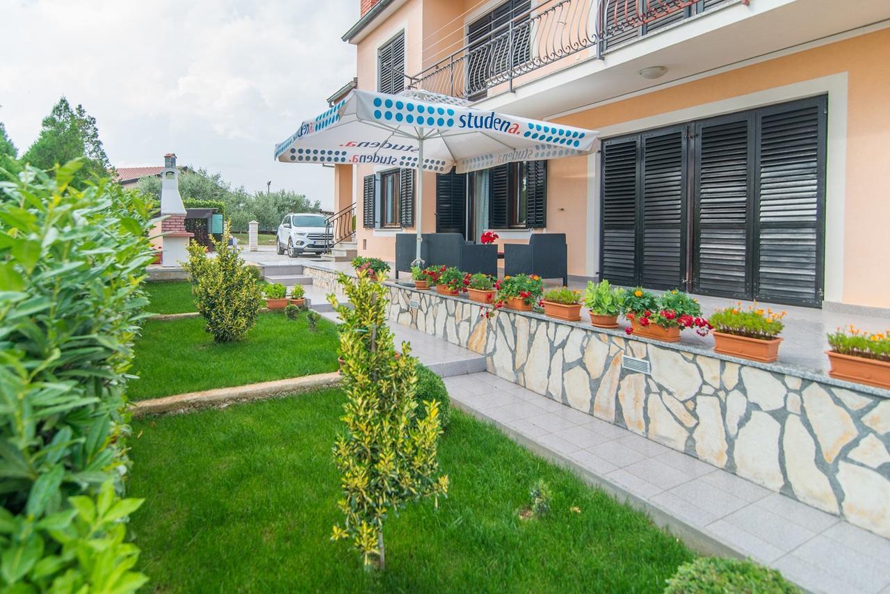 Apartment Stela Poreč Zewnętrze zdjęcie